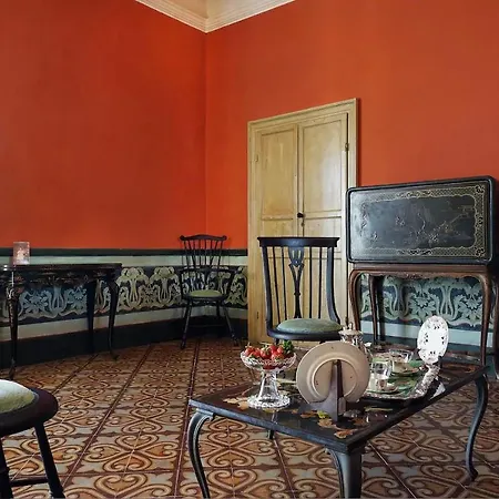 Antica Dimora La Porta Del Sale Bed & Breakfast 3*