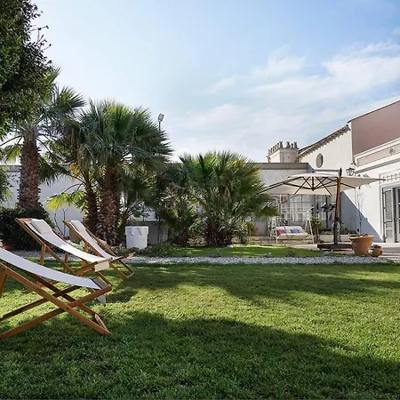Antica Dimora La Porta Del Sale Bed & Breakfast Marsala